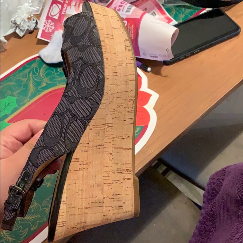 Coach ferry signature heels - Picture 2 of 4
